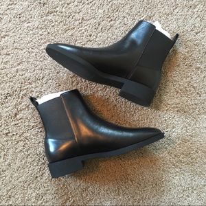 NEW & Other Stories Leather Chelsea Boots